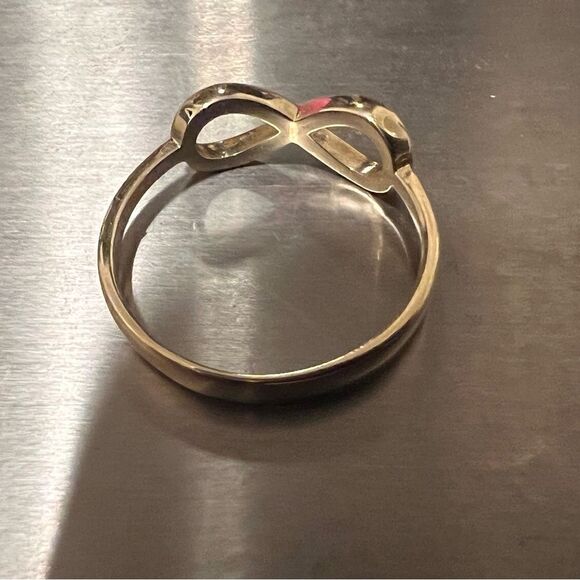 14k Solid Gold Infinity Ring | Size 8 | Gift | Everyday Jewelry | Fine Jewelry | - Picture 2 of 6